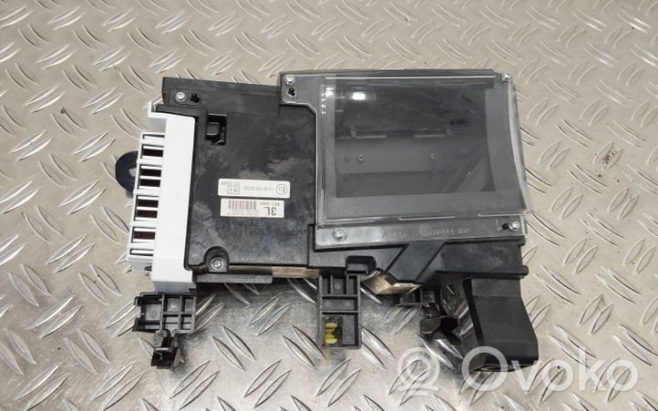 Toyota Prius+ (ZVW40) HUD-näyttö 8310847040