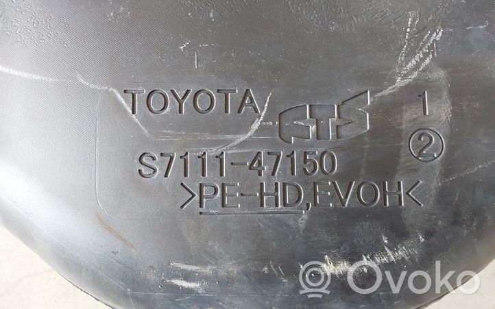 Toyota Prius+ (ZVW40) Fuel tank S711147150