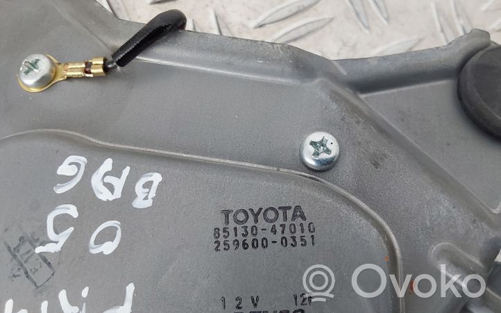 Toyota Prius (NHW20) Silniczek wycieraczki szyby tylnej 8513047010