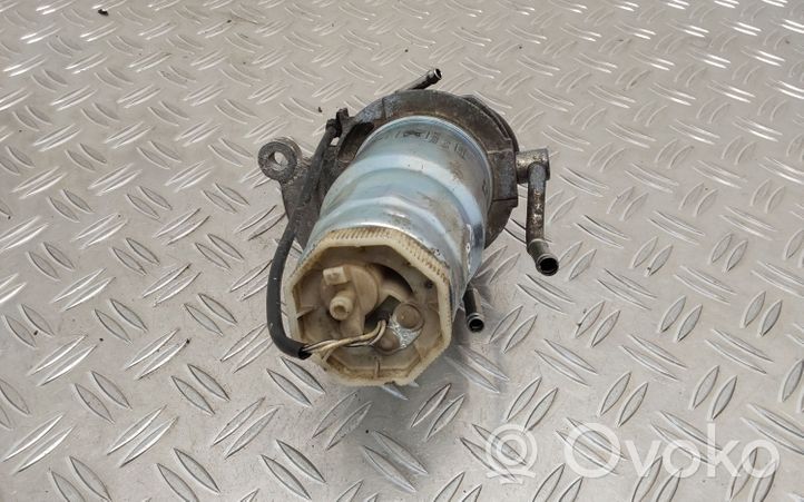 Toyota Avensis T270 Kraftstoffpumpe mechanisch 233000R050