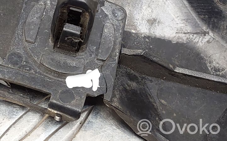 Toyota Prius (XW30) Soporte de montaje del parachoques trasero 5257647020