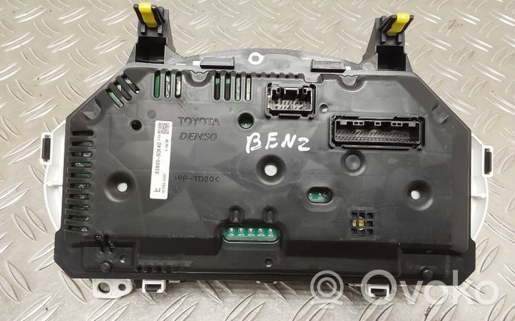 Toyota Verso-S Tachimetro (quadro strumenti) 838005CK40