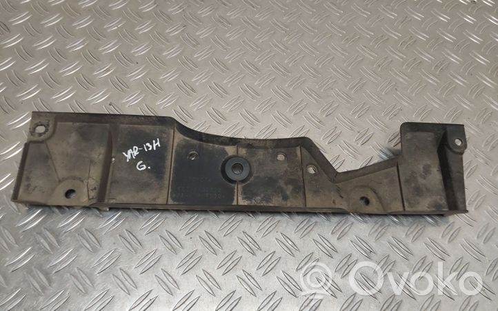 Toyota Yaris Protector/cubierta de la carrocería inferior del parachoques trasero 583980D020