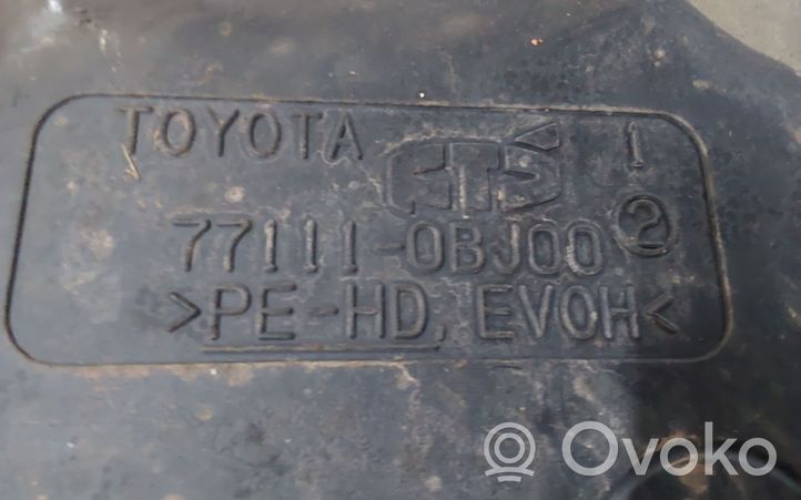 Toyota Auris 150 Degvielas tvertne 771110BJ00