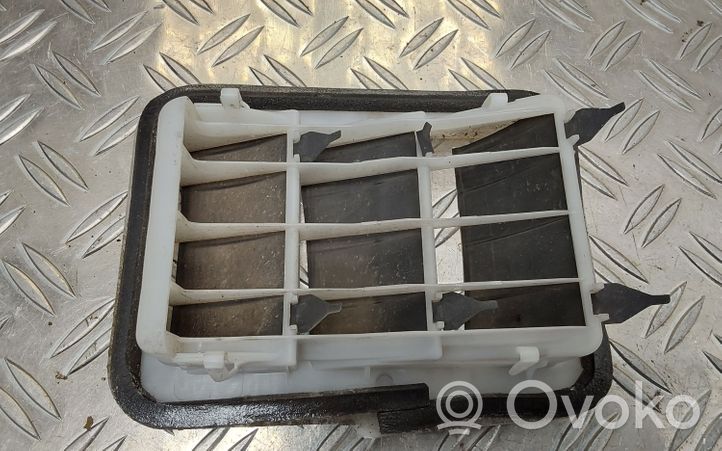 Toyota Auris 150 Quarter panel pressure vent 6294002011