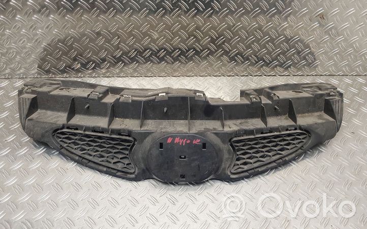 Toyota Aygo AB10 Maskownica / Grill / Atrapa górna chłodnicy 531110H010