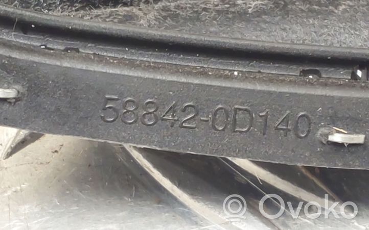 Toyota Yaris Pavarų perjungimo svirties apdaila (oda, bumbulas) 588420D140