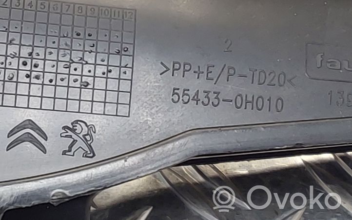 Toyota Aygo AB40 Uchwyt na kubek deski rozdzielczej 554330H010