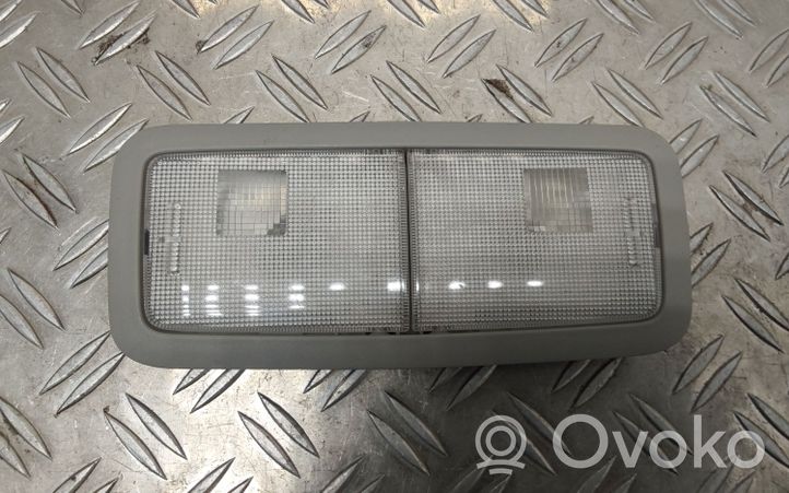 Toyota Verso Illuminazione sedili posteriori 8125005030