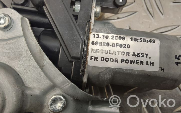 Toyota Verso Alzacristalli della portiera anteriore con motorino 698200F020