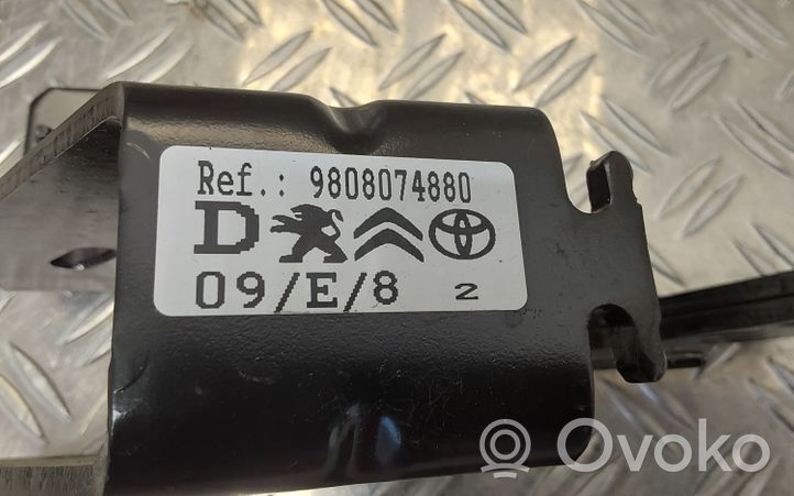 Toyota Proace Liukuoven keskirulla 9808074880