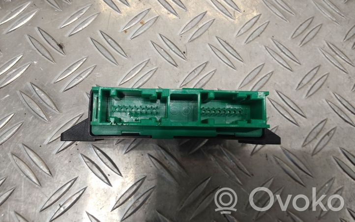 Toyota Proace Parking PDC control unit/module 9819360080