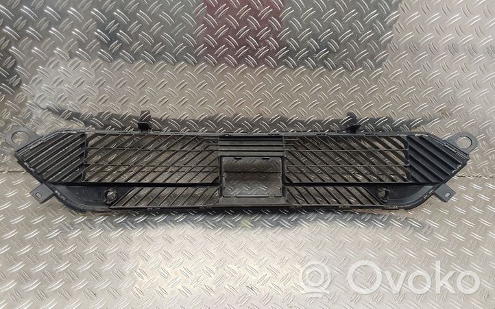 Citroen C4 III e-C4 Grille inférieure de pare-chocs avant 9835884880