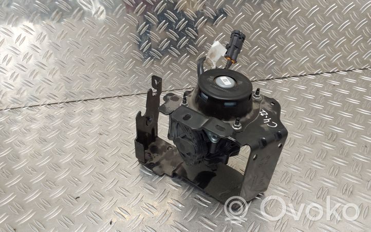 Citroen C4 III e-C4 Alipainepumppu 9835028580