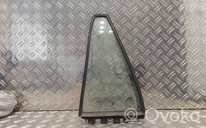 Toyota Corolla E120 E130 Ventanilla de ventilación de la puerta trasera 43R00097