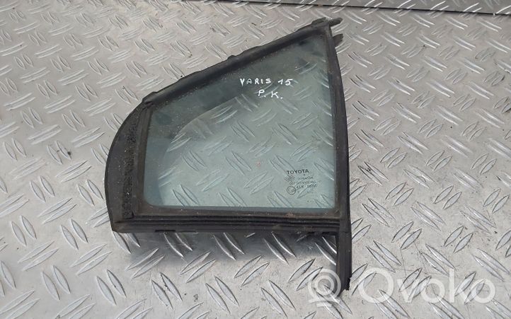 Toyota Yaris Fenêtre latérale avant / vitre triangulaire (4 portes) 43R00097