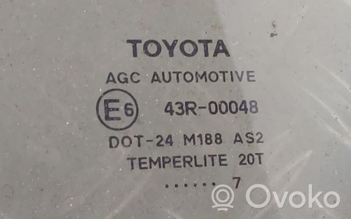 Toyota Yaris Vetro del finestrino della portiera posteriore 43R00048