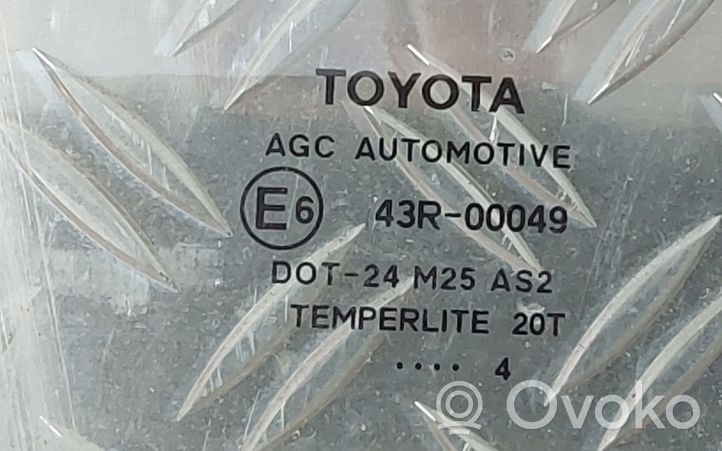 Toyota Auris E180 Vitre de fenêtre porte avant (4 portes) 43R00049