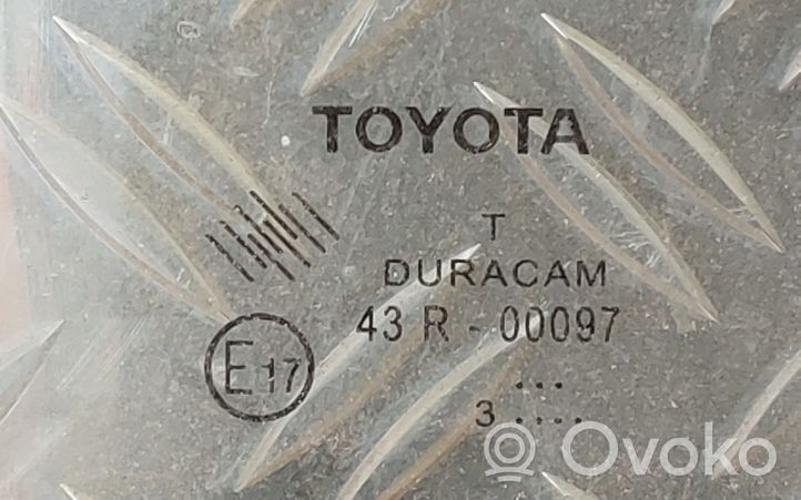 Toyota Corolla E160 E170 Szyba drzwi tylnych 43R00097