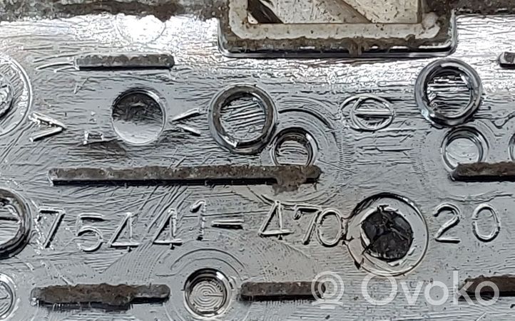 Toyota Prius+ (ZVW40) Logo, emblème de fabricant 7544147020