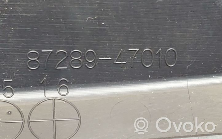 Toyota Prius+ (ZVW40) Muu sisätilojen osa 8728947010