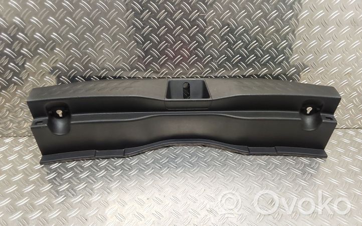 Toyota C-HR Rivestimento di protezione sottoporta del bagagliaio/baule 64716F4010