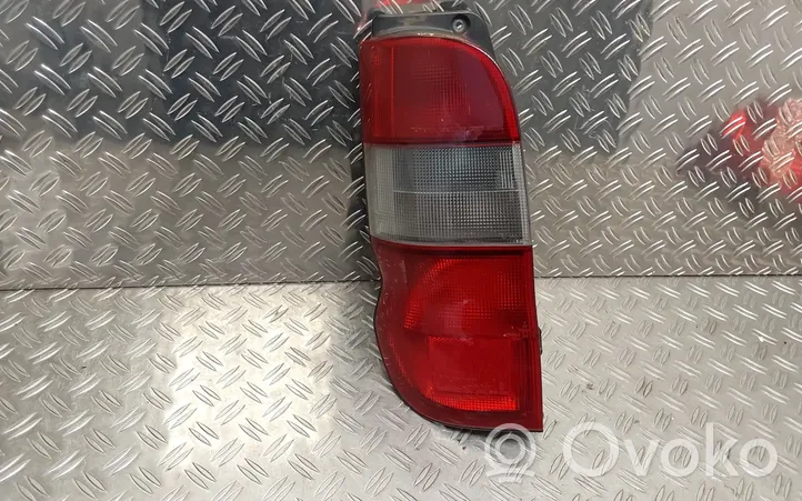 Toyota Hiace (H200) Lampa tylna 