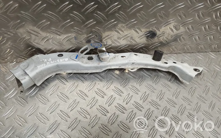 Toyota Auris E180 Support phare frontale 