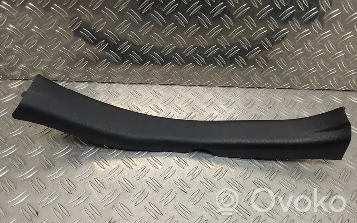 Toyota Yaris Garniture de marche-pieds arrière 679180D140