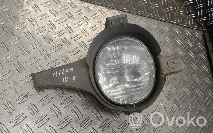 Toyota Hilux (AN10, AN20, AN30) Front fog light 