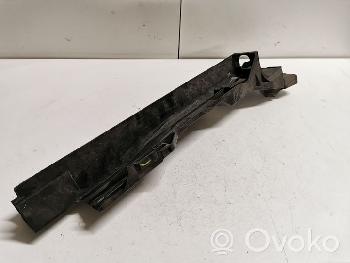 BMW X5 E70 Pannello laterale di supporto del radiatore 7799761