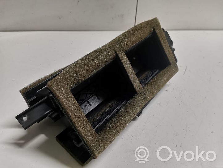 Ford Mustang V Ohjaamon sisäilman mikrosuodattimen runko (osa) AR3H19740AA