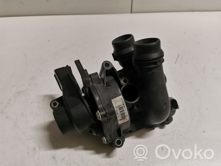 Audi A5 8T 8F Kühlwasserpumpe Wasserpumpe 06J121026P