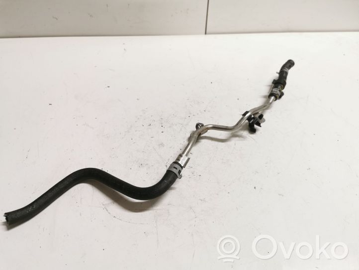 Audi A5 8T 8F Tuyau d'alimentation conduite de carburant 06H133514T