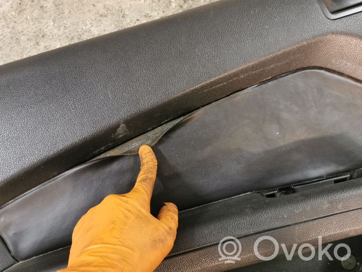 Ford Mustang V Rivestimento del pannello della portiera anteriore DR336323943AC