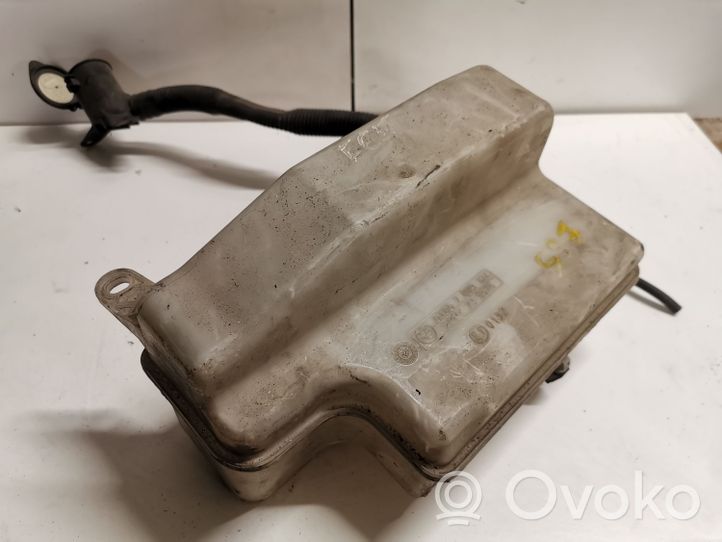 BMW 7 E65 E66 Réservoir de liquide lave-glace 7009124