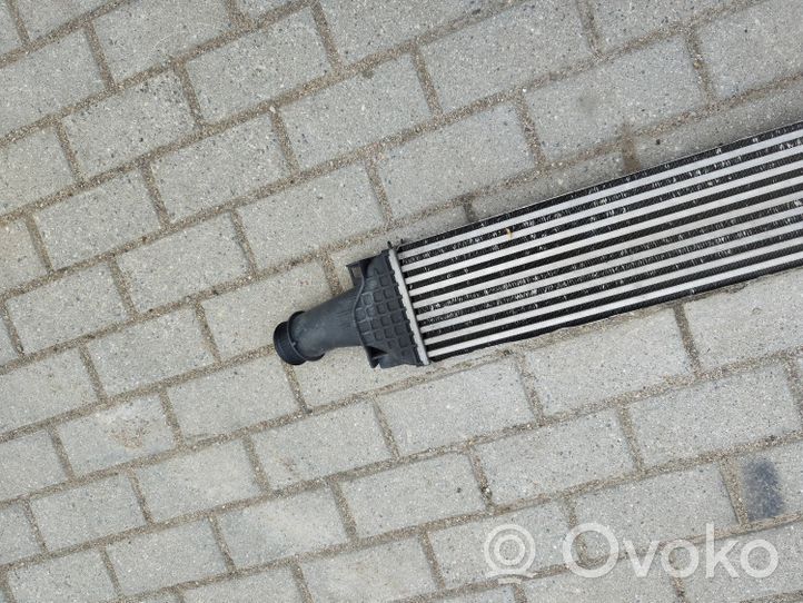 Audi A4 S4 B9 Chłodnica powietrza doładowującego / Intercooler 8D7250001