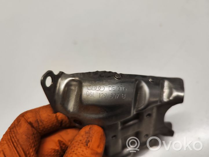 Audi A4 S4 B9 Paracalore nel vano motore 06L129597B