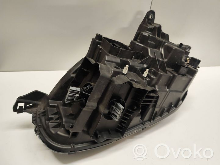 Volvo XC90 Lampa przednia 31446688