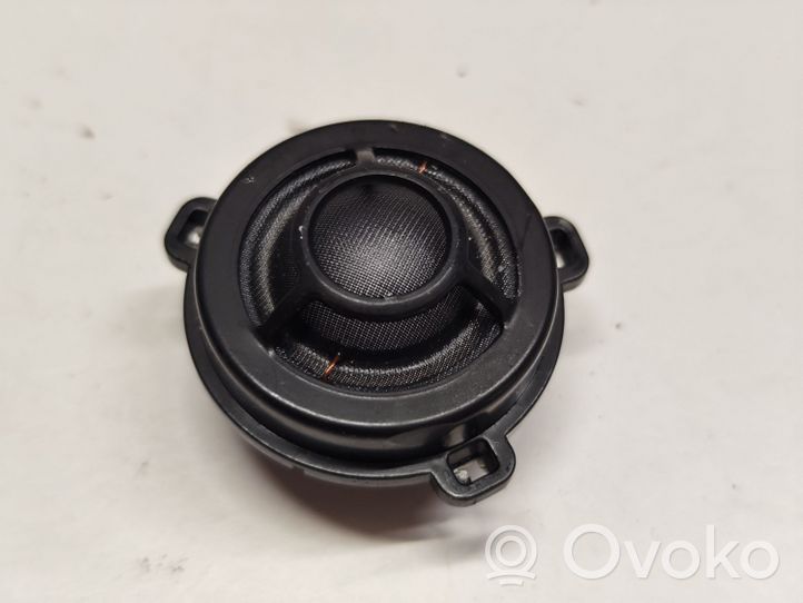 Volkswagen Golf VII High frequency speaker in the rear doors 1K8035411C