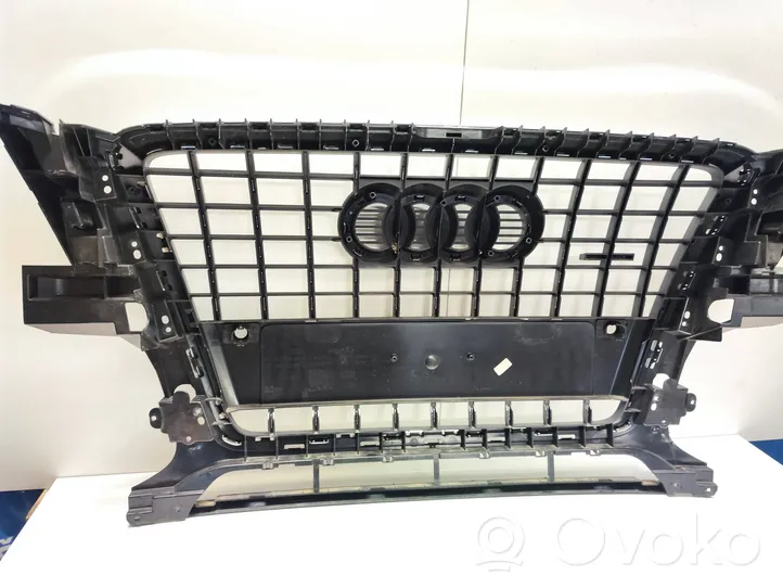 Audi Q5 SQ5 Rejilla superior del radiador del parachoques delantero 8R0853651B