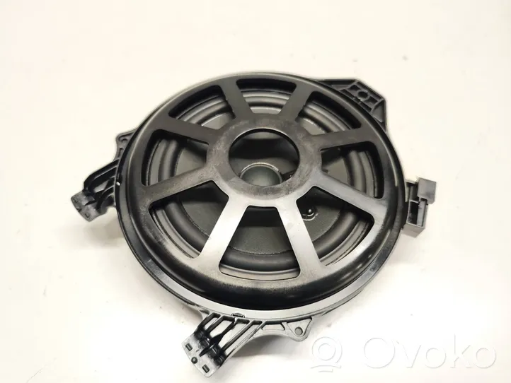 Mercedes-Benz S W222 Subwoofer-bassokaiutin A2228203502