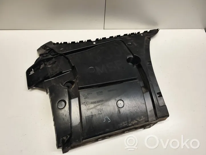 BMW 5 G30 G31 Staffa di rinforzo montaggio del paraurti posteriore 8066722