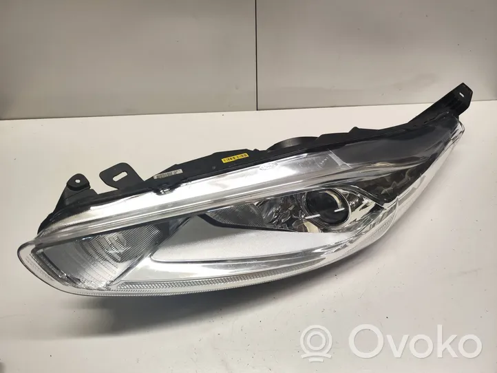 Ford Fiesta Headlight/headlamp C1BB13W030Ch