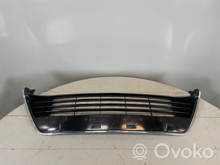 Toyota Auris E180 Grille inférieure de pare-chocs avant 5311202390