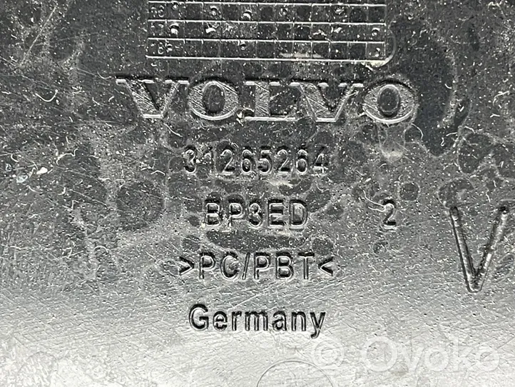 Volvo V60 Zaślepka haka holowniczego zderzaka tylnego 31265264