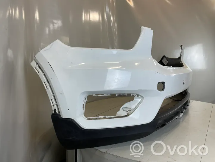 Volvo XC40 Zderzak przedni 31449340