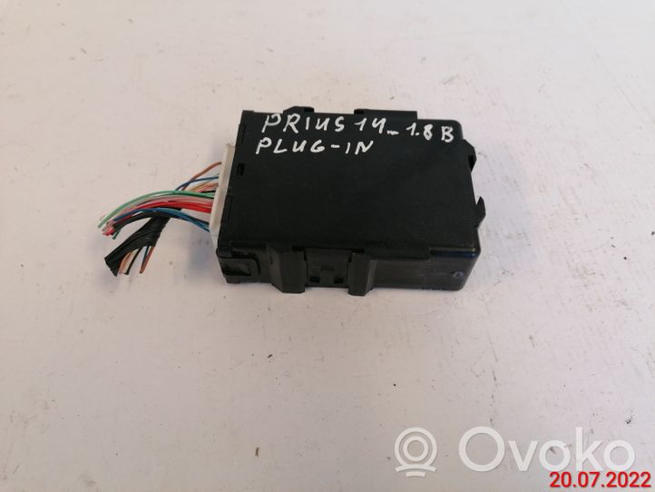 Toyota Prius (XW30) Gearbox control unit/module 8953576011