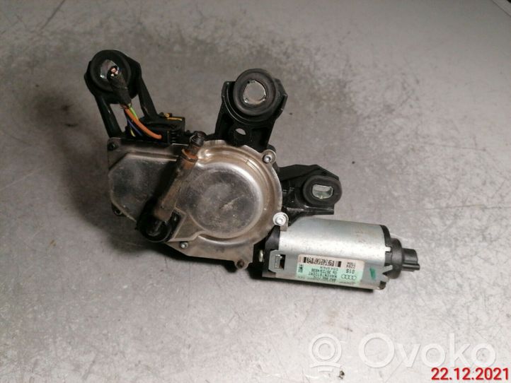 Audi A4 S4 B5 8D Moteur d'essuie-glace arrière 8R0955711C