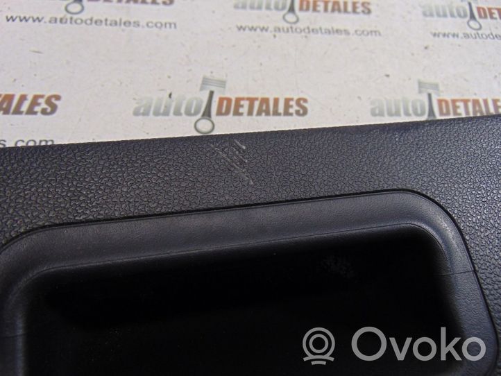 Mercedes-Benz GL X164 Rivestimento portellone A1647400030